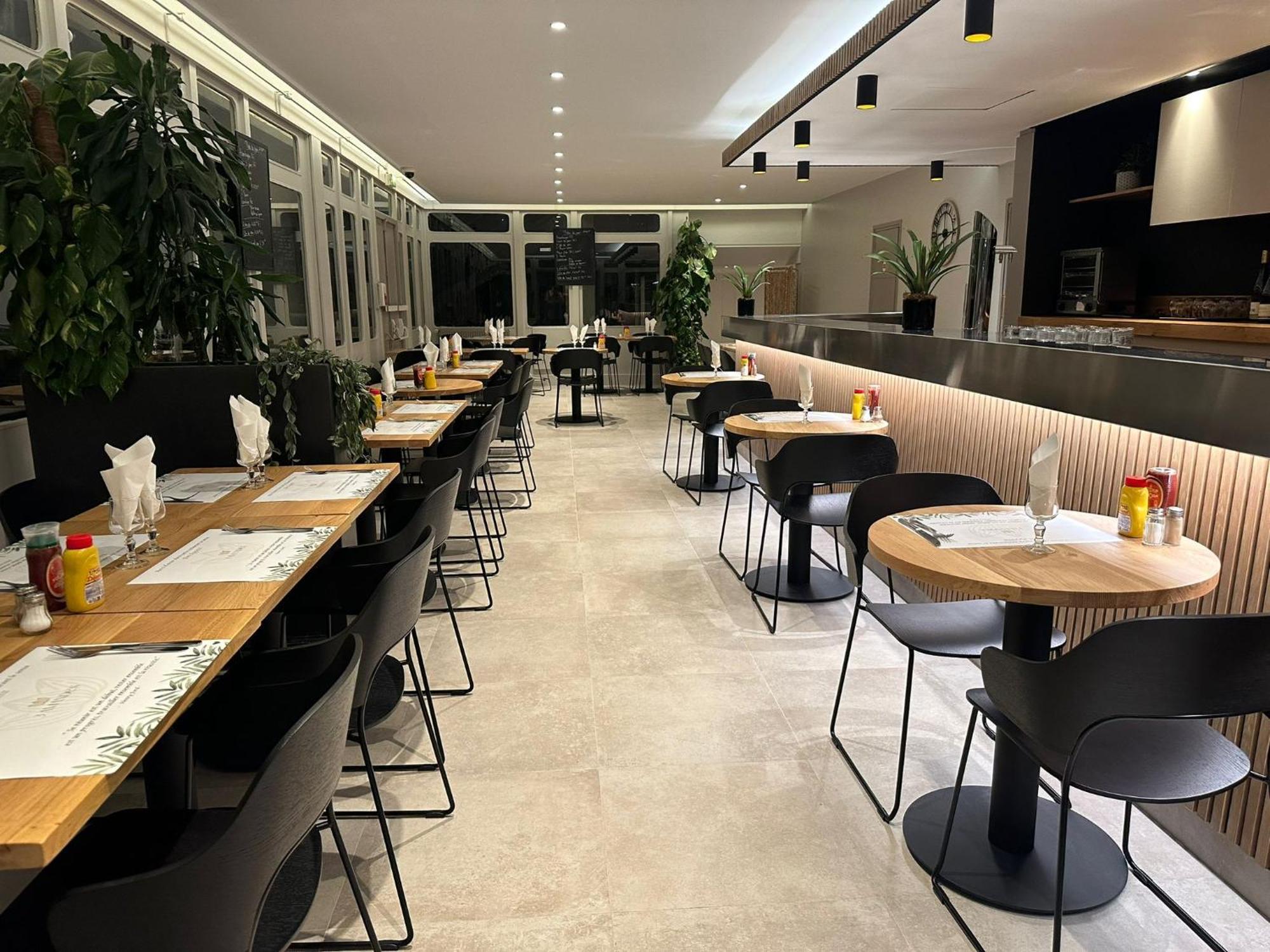 塞尼亚酒店 奥利 外观 照片